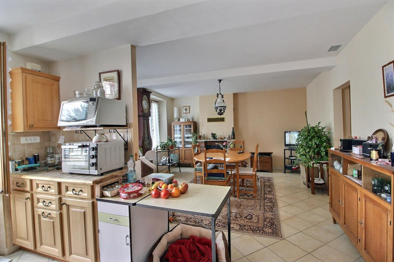 Maison de village - 80 m² - 4 pièces