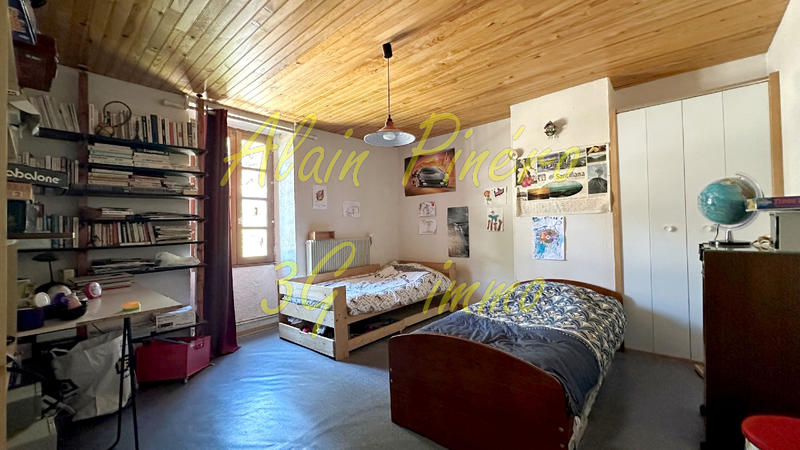 Maison - 154 m² - 8 pièces