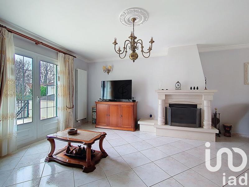 Maison - 161 m² - 6 pièces