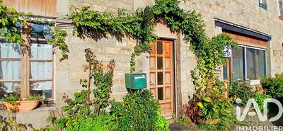 Maison de village - 211 m² - 12 pièces