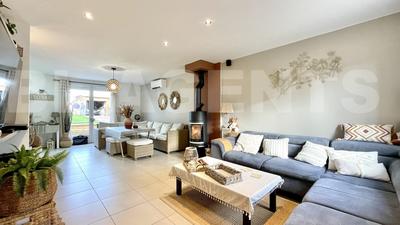 Maison - 82 m² - 5 pièces