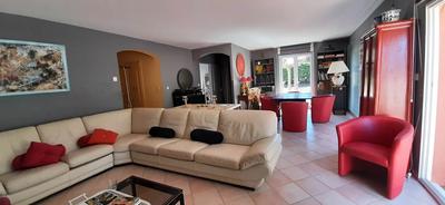 Villa - 120 m² - 6 pièces