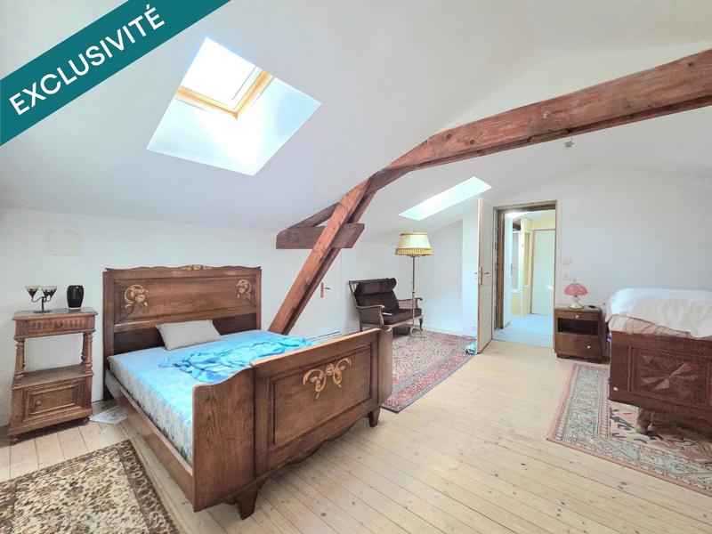 Maison - 296 m² - 5 pièces