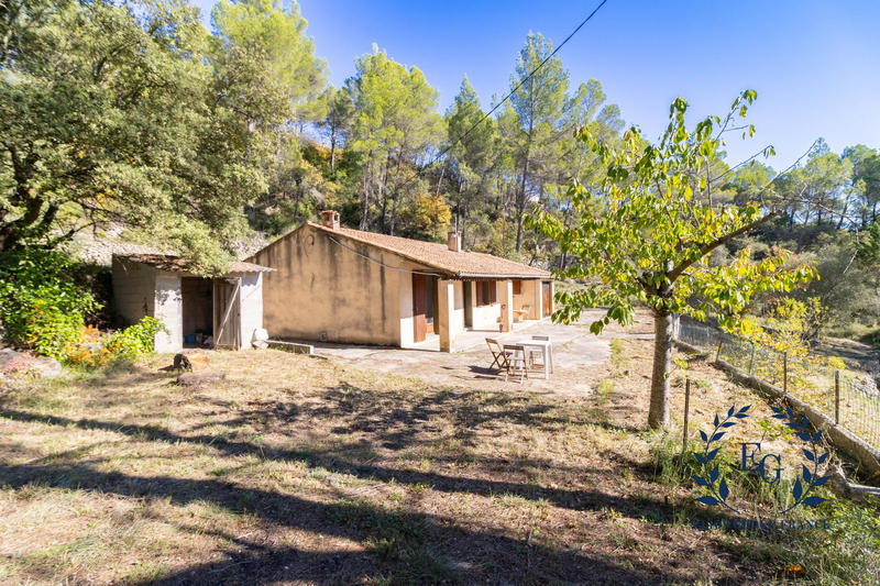 Maison - 92 m² - 2 pièces