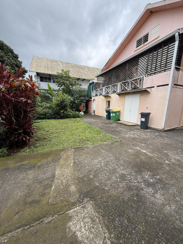 Maison - 173 m² - 8 pièces