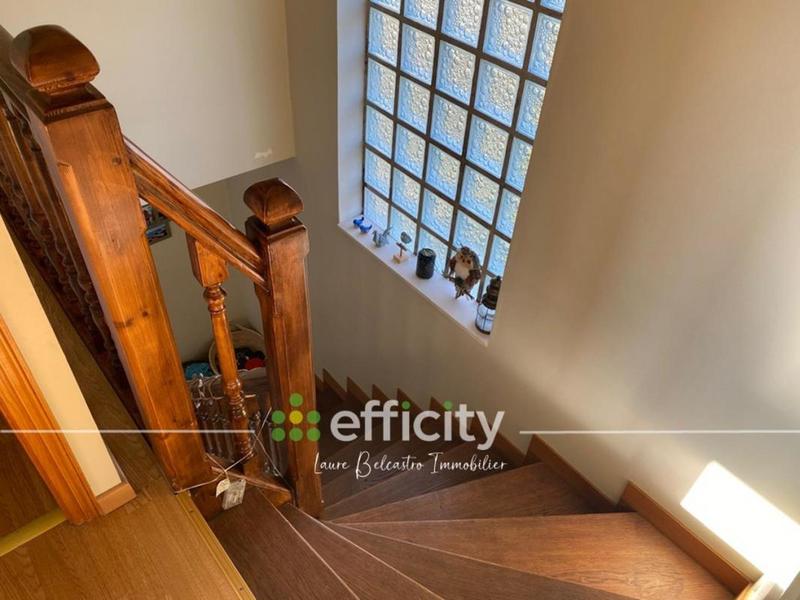 Pavillon - 100 m² - 5 pièces