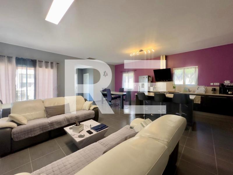 Maison - 115 m² - 5 pièces