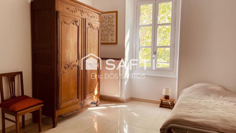 Appartement - 110 m² - 5 pièces