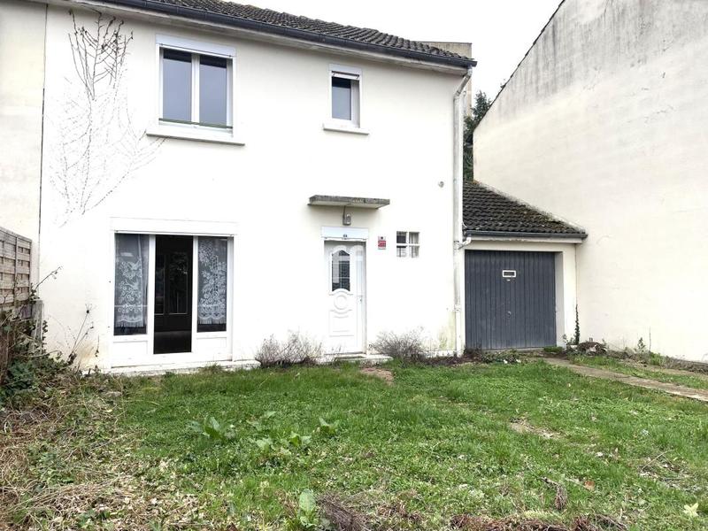 Maison - 82 m² - 4 pièces