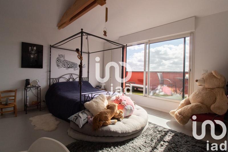 Maison - 196 m² - 6 pièces