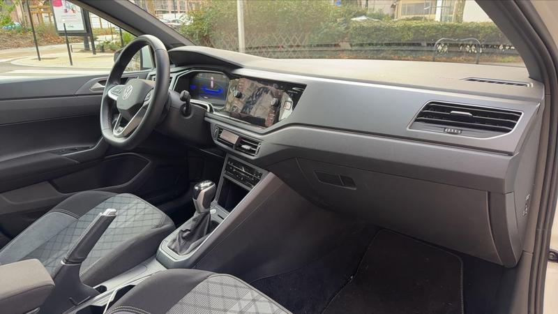 Volkswagen Polo VI 1.0 Tsi 110 Dsg7 R-Line - Automatique