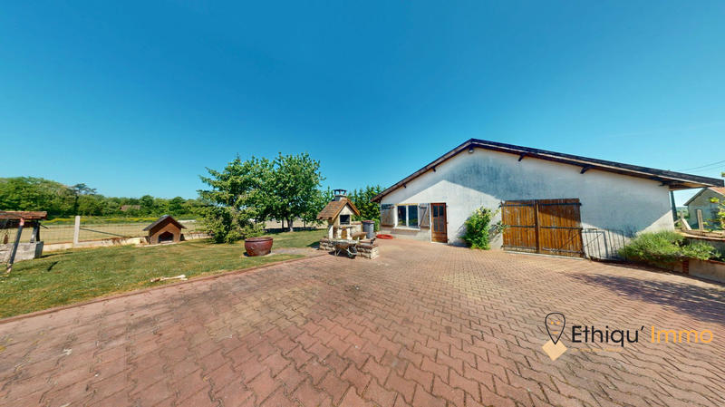 Maison - 110 m² - 5 pièces