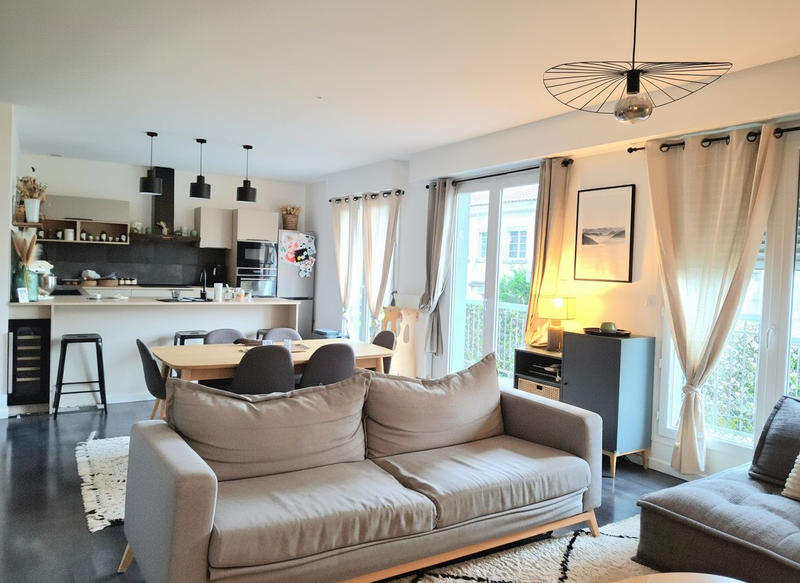 Appartement - 77 m² - 3 pièces