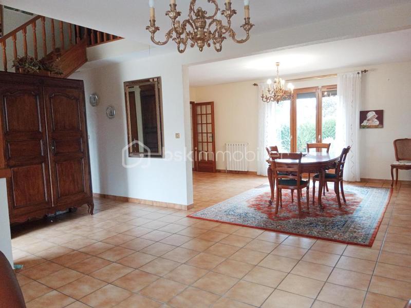 Maison - 127 m² - 5 pièces