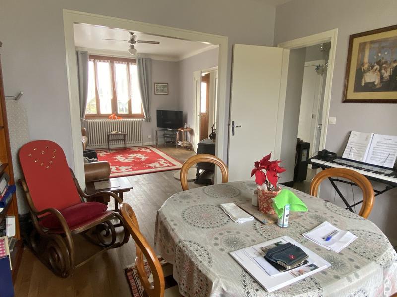 Maison - 102 m² - 5 pièces