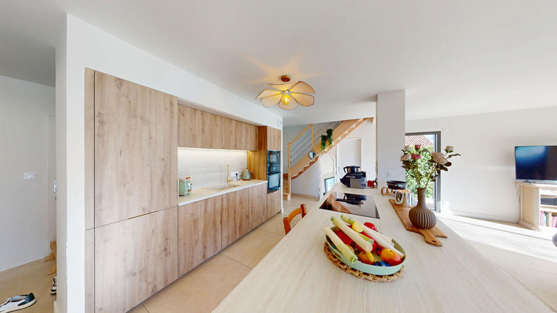 Maison - 125 m² - 5 pièces