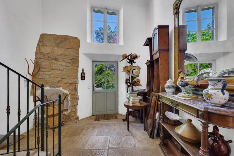 Bastide - 342 m² - 9 pièces