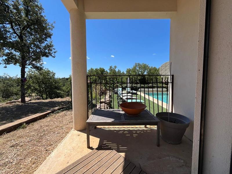 Maison - 223 m² - 8 pièces