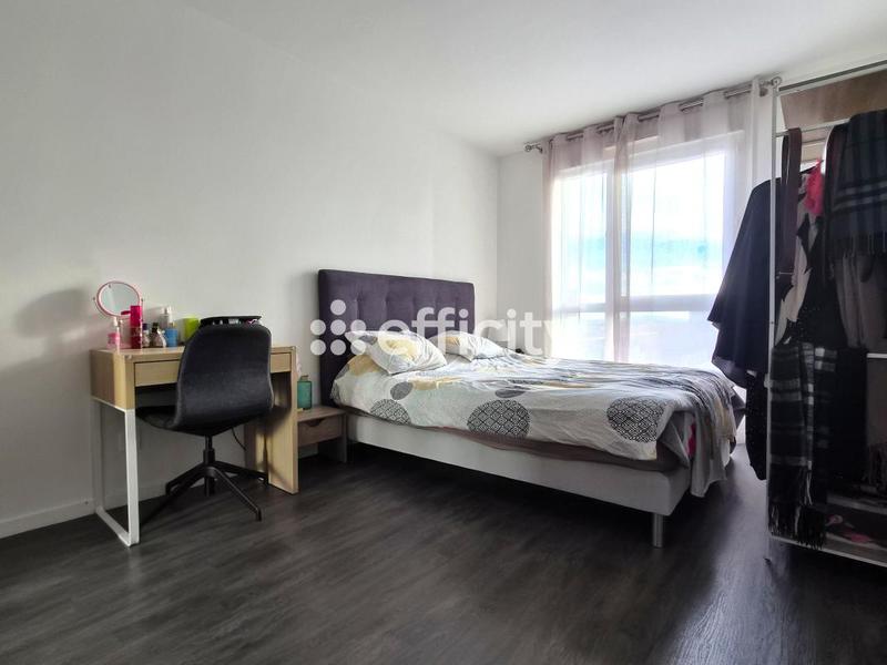 Appartement - 81 m² - 4 pièces