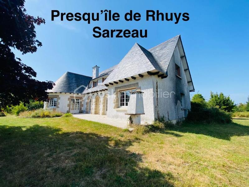 Demeure - 230 m² - 10 pièces