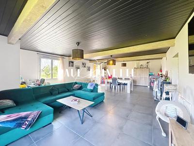 Maison - 187 m² - 5 pièces