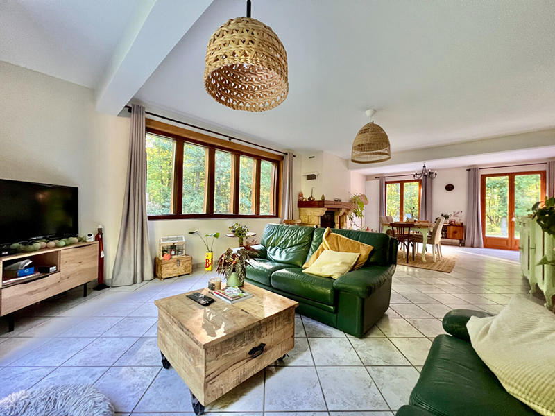 Maison - 167 m² - 6 pièces