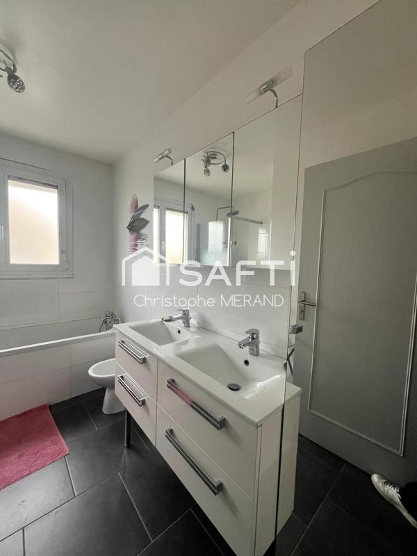 Maison - 104 m² - 7 pièces