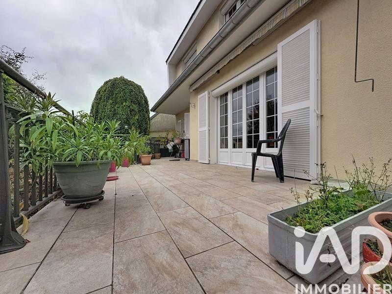 Maison - 135 m² - 6 pièces