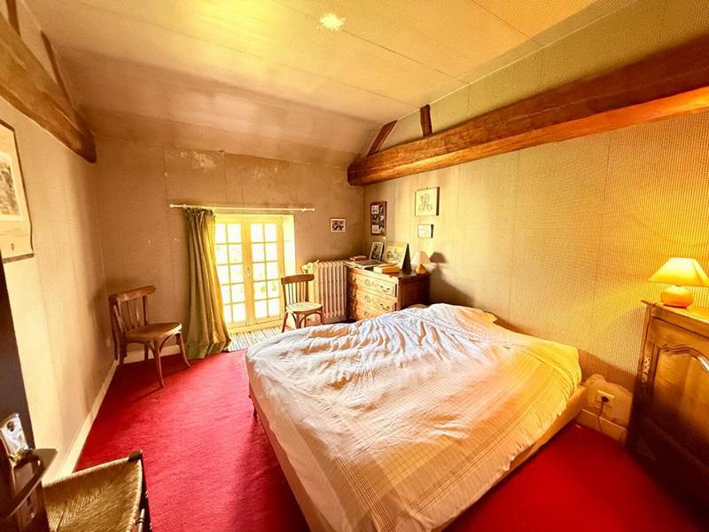 Maison - 270 m² - 12 pièces