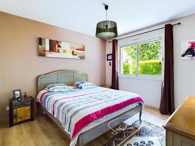 Maison - 151 m² - 7 pièces