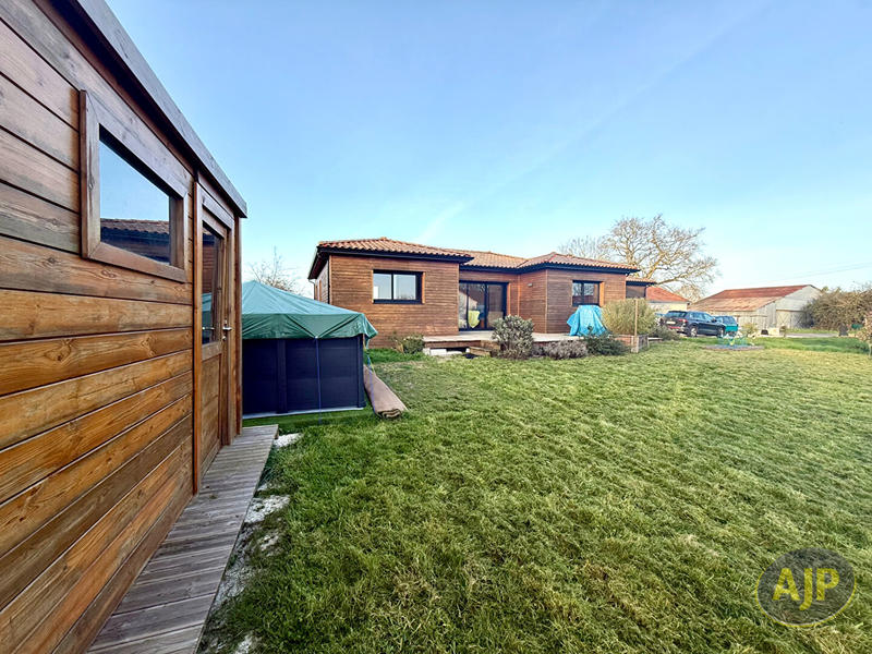 Maison - 97 m² - 5 pièces