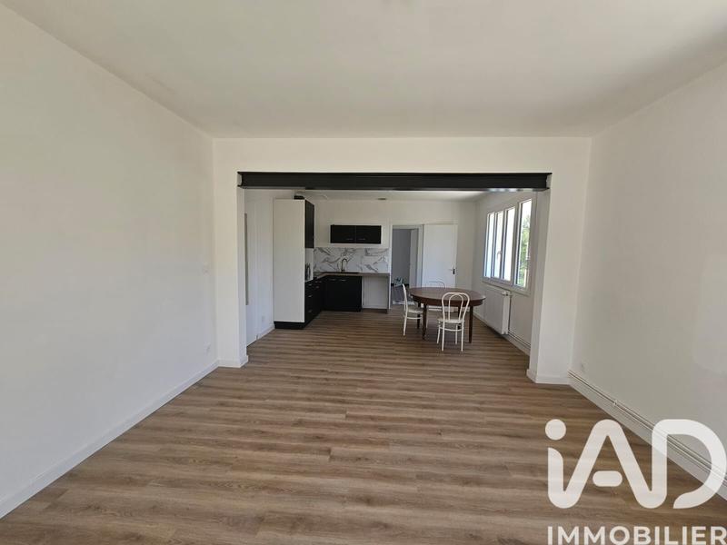 Maison - 98 m² - 5 pièces