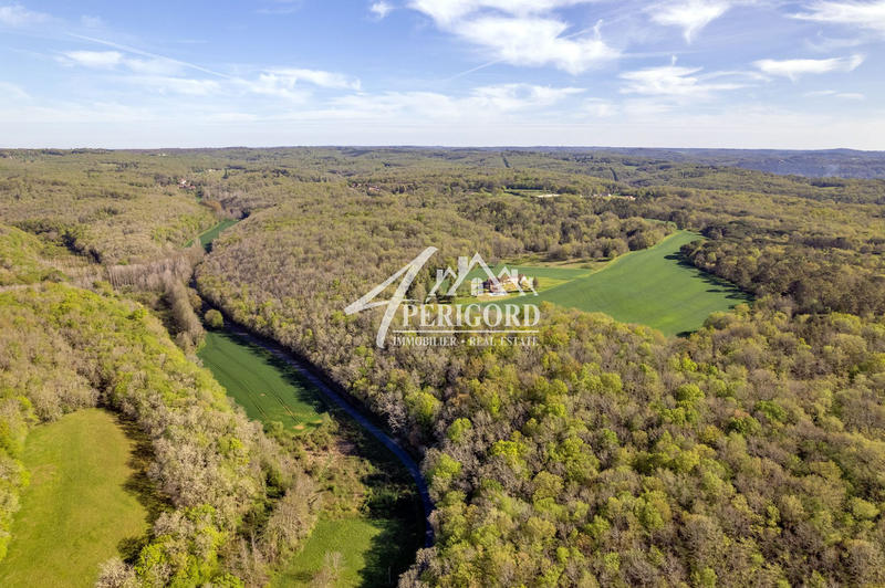 Maison ancienne - 350 m² - 10 pièces