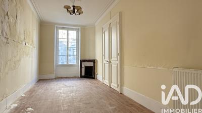 Maison - 98 m² - 4 pièces