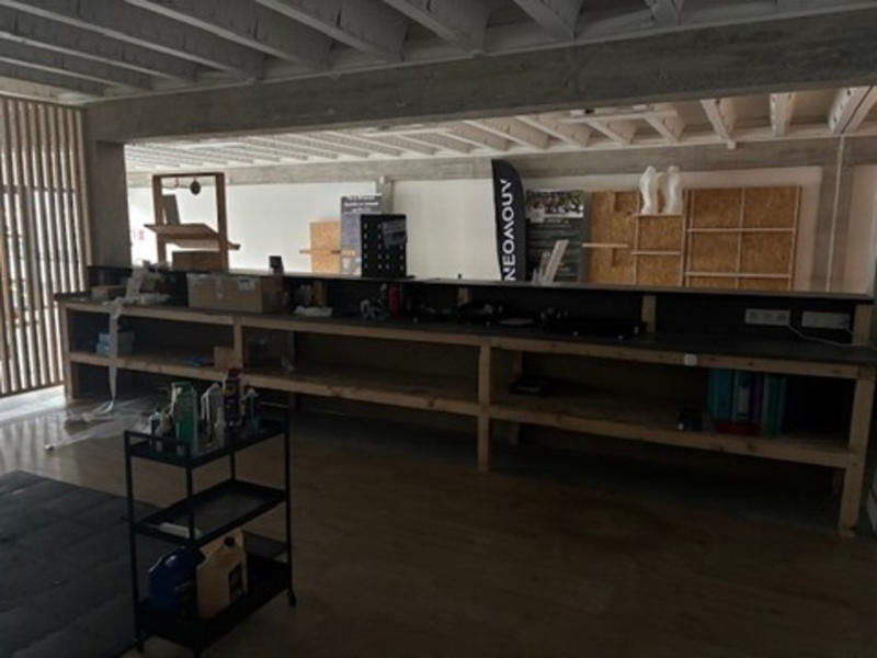 Local commercial - 168 m²