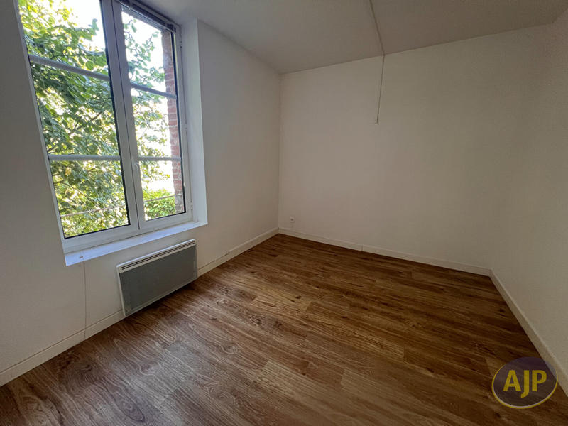 Maison - 351 m² - 14 pièces