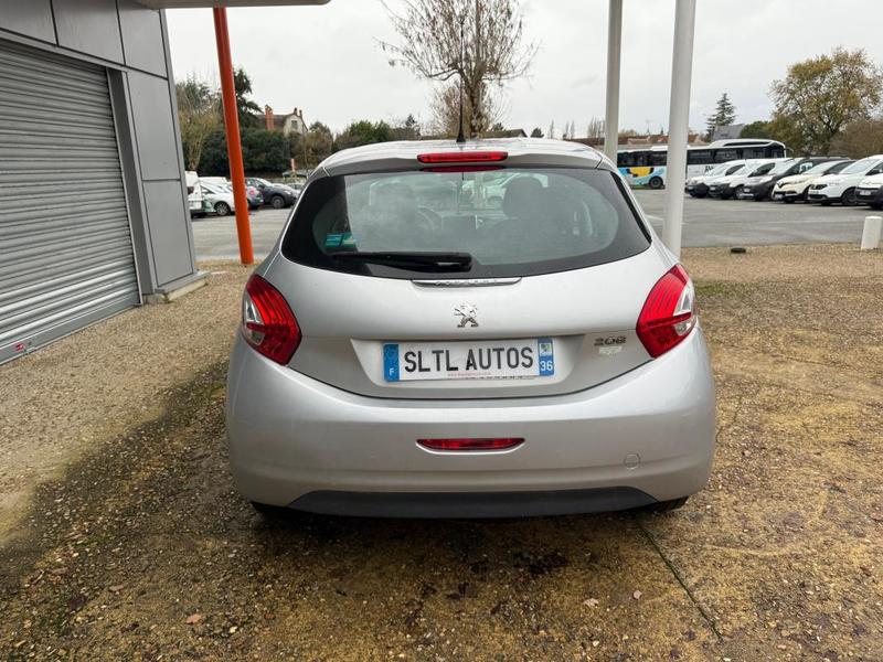 Peugeot 208 1.2 Vti 82 Ch Moteur 40000 Km Garantie 6 Mois / Reprise Possible
