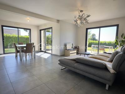 Maison - 106 m² - 6 pièces