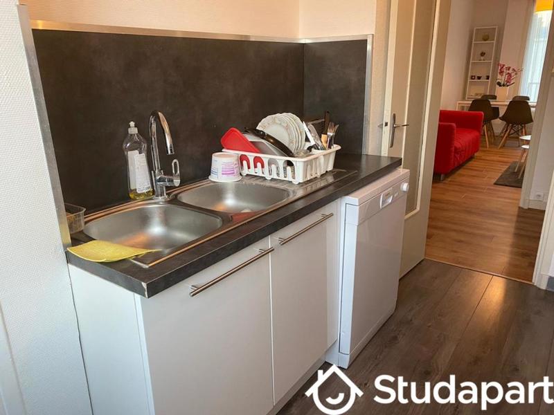 Chambre - 14 m² - 1 pièce