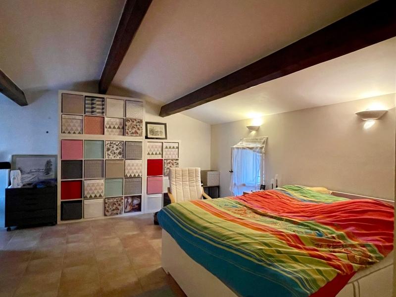 Appartement - 77 m² - 4 pièces