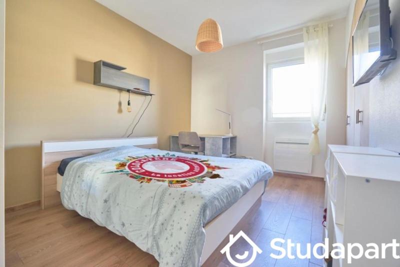 Chambre - 16 m² - 1 pièce