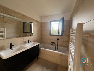 Villa - 95 m² - 4 pièces