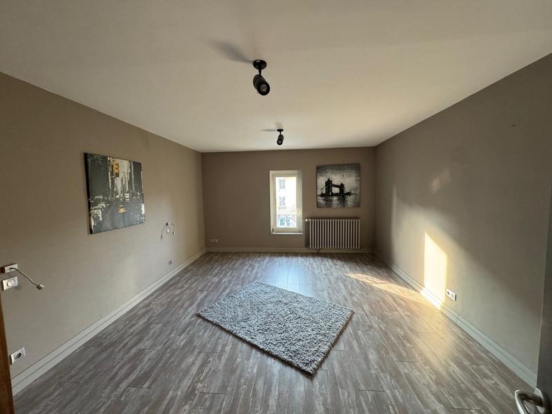 Maison de ville - 373 m² - 10 pièces