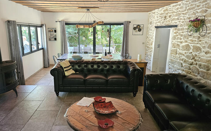 Maison - 186 m² - 7 pièces