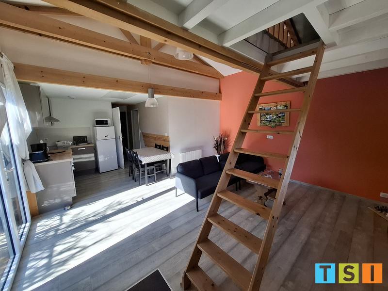 Maison - 228 m² - 6 pièces