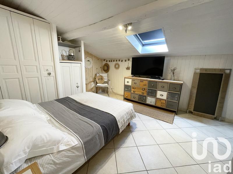 Maison - 180 m² - 7 pièces