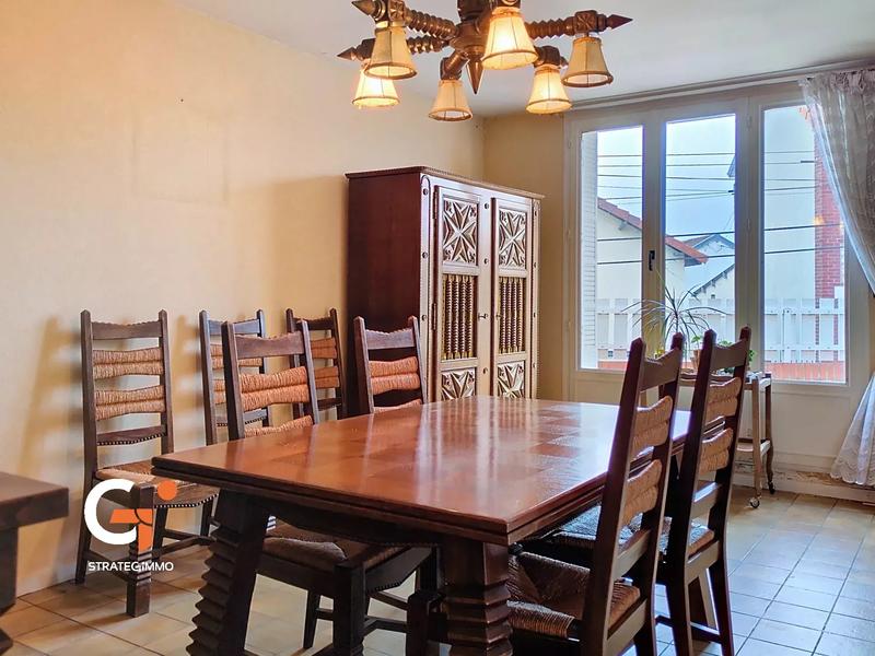 Maison - 110 m² - 5 pièces