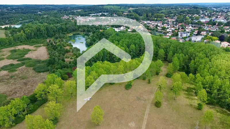 Demeure - 280 m² - 13 pièces