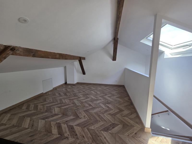 Maison - 137 m² - 7 pièces