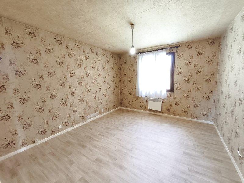 Maison - 97 m² - 5 pièces